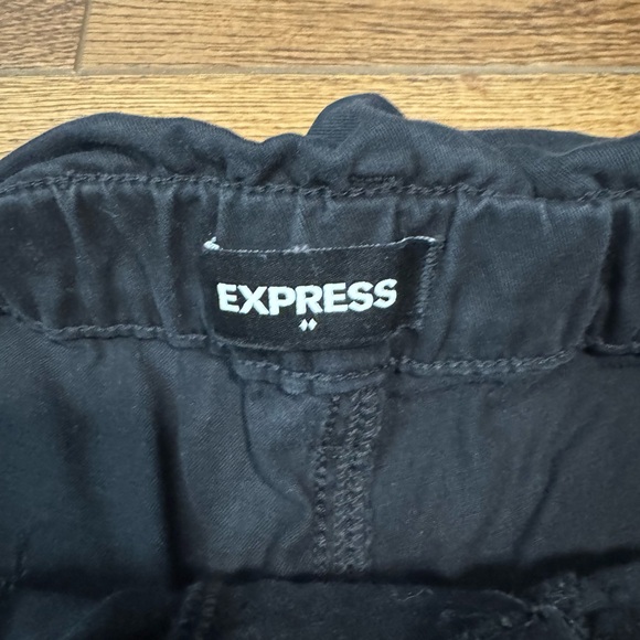 Express Black High-Waist Women's Shorts - Picture 4 of 7
